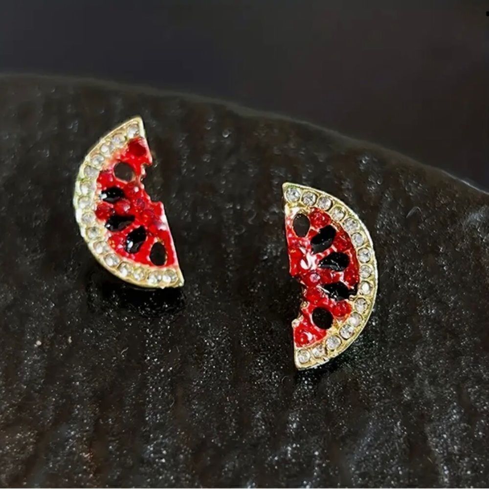 🍉 Betsey Johnson sparkling & sweet & juicy watermelon slice earrings 🍉